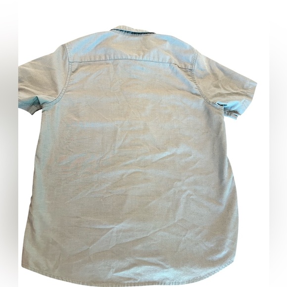 RVCA-Light Green Short Sleeve bottom up Shirt XL front pocket boys fit - Picture 4 of 5